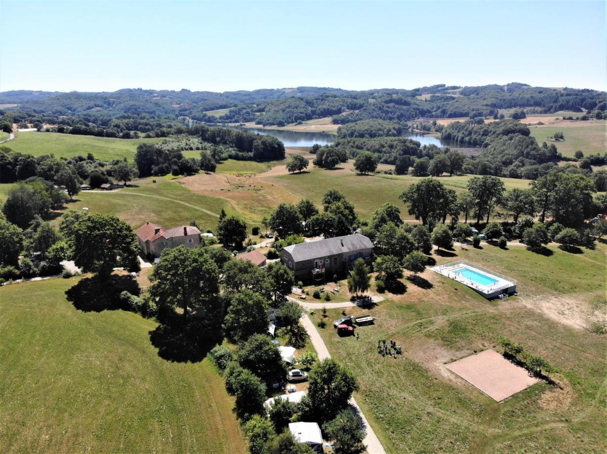 Domaine Les Teuilleres Bed & Breakfast Lacam-d'Ourcet Exterior photo
